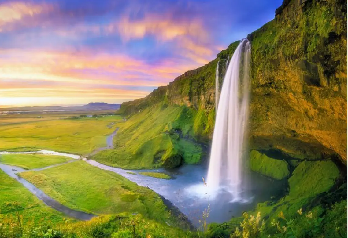 ICELAND HIKING & ADVENTURE